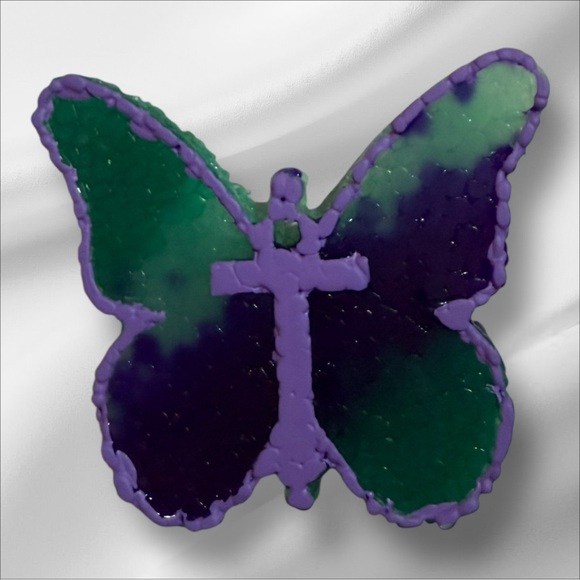 Freshies Handmade - Qty 1 - Strawberry Leather Scent - Picture 2 of 7